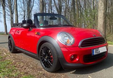 Mini One Cabrio 123.276 km 8.200 &euro; Recklinghausen 45657