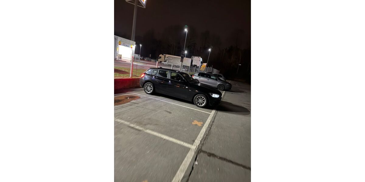 BMW 118 111.000 km 13.500 &euro; Bochum 44803