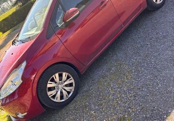 Peugeot 208 174.000 km 3.500 &euro; Bottrop 46244