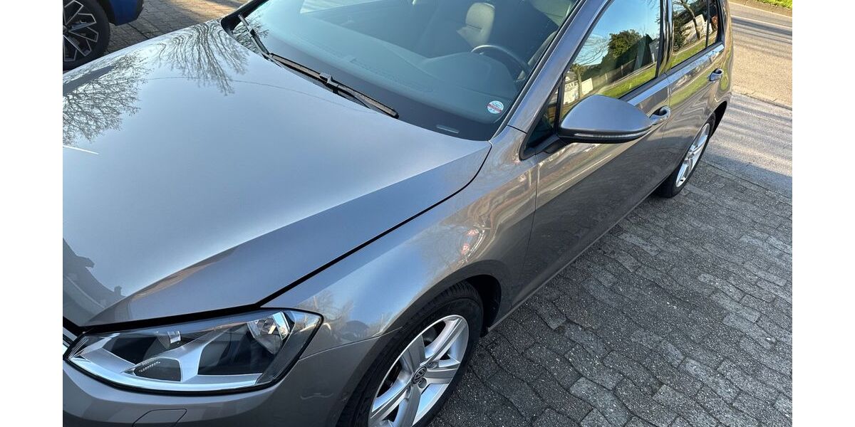 VW Golf 64.825 km 12.500 &euro; Bottrop 46242