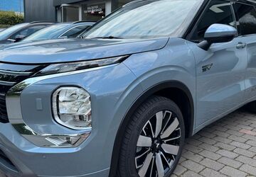 Mitsubishi Outlander 2.501 km 50.990 &euro; Dorsten 46282