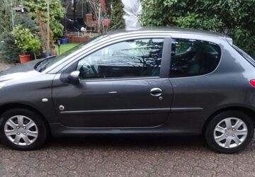 Peugeot 206 151.600 km 1.950 &euro; Duisburg 47228