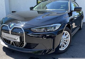 BMW i4 46.364 km 32.440 &euro; Essen 45134
