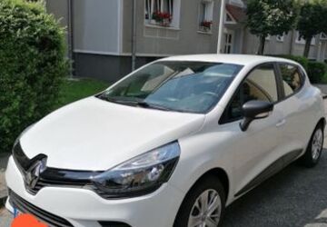 Renault Clio 54.996 km 7.600 &euro; Oberhausen 47117