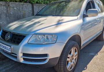 VW Touareg 183.000 km 2.590 &euro; Bottrop 46238