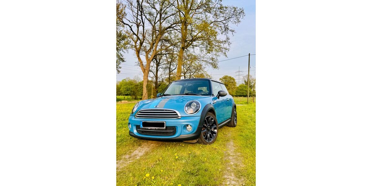 Mini Cooper 87.400 km 8.300 &euro; Marl 45768