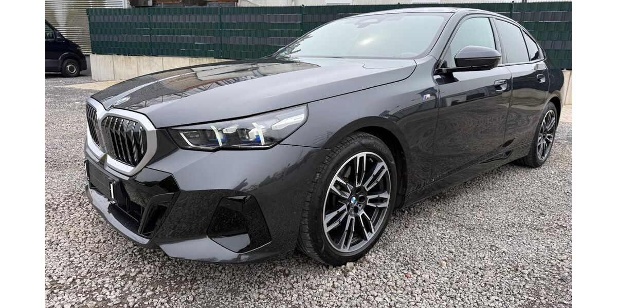 BMW 520 36.500 km 45.700 &euro; Dinslaken 46539