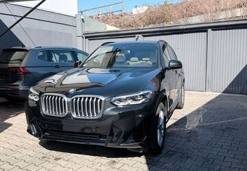 BMW X3 96.614 km 32.499 &euro; Mülheim an der Ruhr 45468