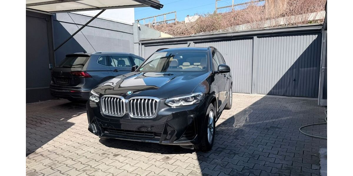 BMW X3 96.614 km 32.499 &euro; Mülheim an der Ruhr 45468