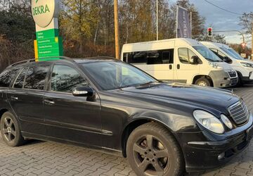Mercedes-Benz E 220 260.000 km 1.950 &euro; Bottrop 46238