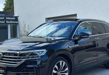 VW Touareg 174.656 km 38.990 &euro; Velbert 42551