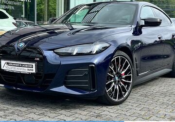 BMW i4 18.922 km 58.650 &euro; Mülheim 45472