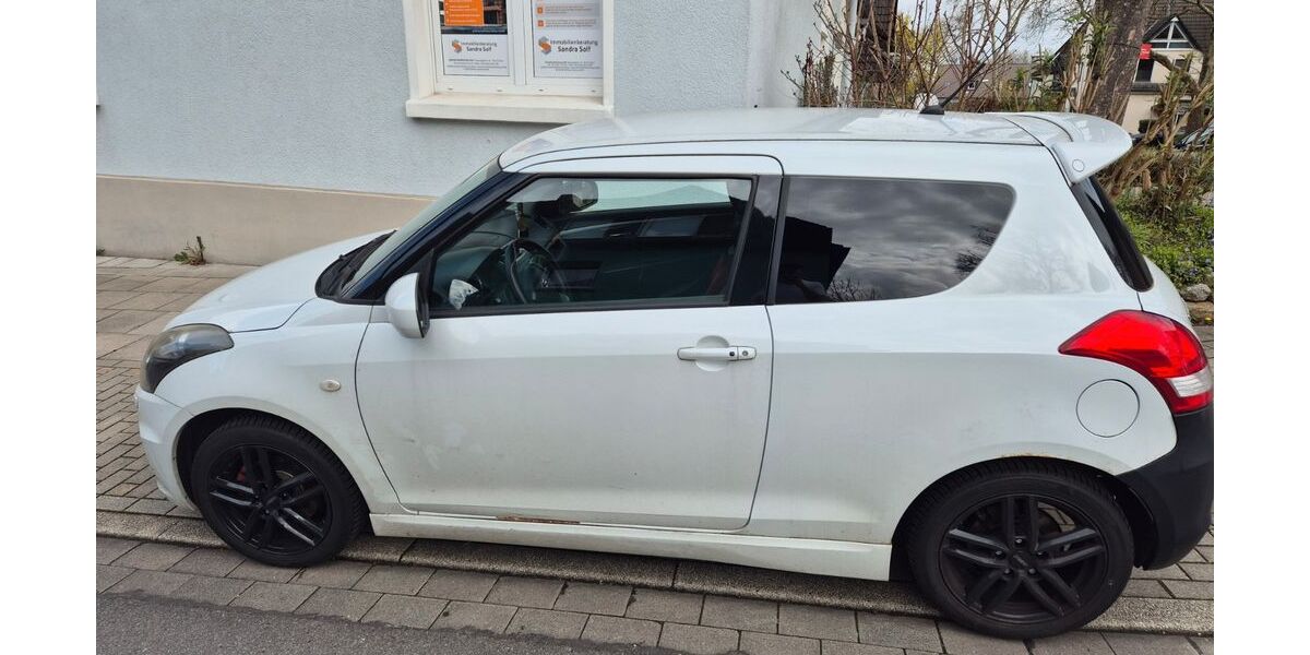 Suzuki Swift 89.000 km 7.700 &euro; Essen 45134