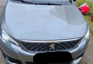 Peugeot 308 143.000 km 11.250 &euro; Recklinghausen 45659
