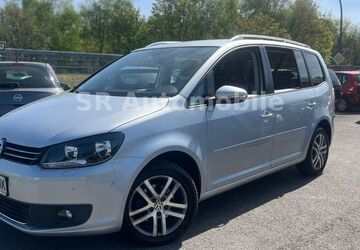 VW Touran 118.045 km 10.750 &euro; Bottrop 46238