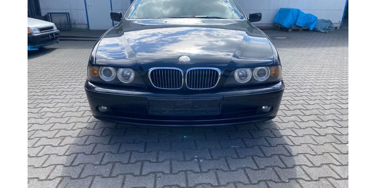 BMW 520 214.000 km 3.500 &euro; Bottrop 46242