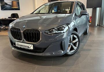 BMW 220 Active Tourer 8.299 km 32.270 &euro; Duisburg 47119
