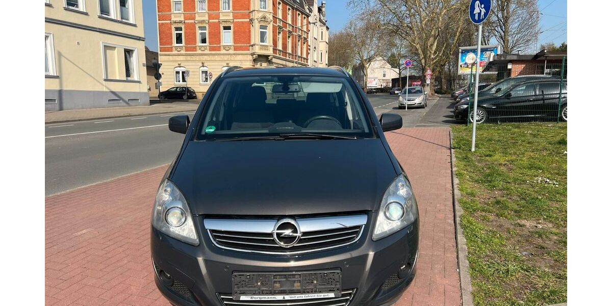 Opel Zafira 131.000 km 5.690 &euro; Recklinghausen 45657