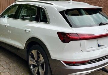 Audi e-tron 56.500 km 32.495 &euro; Gelsenkirchen 45897