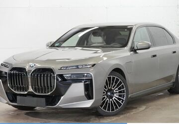 BMW 750 11.224 km 105.770 &euro; Mülheim 45472