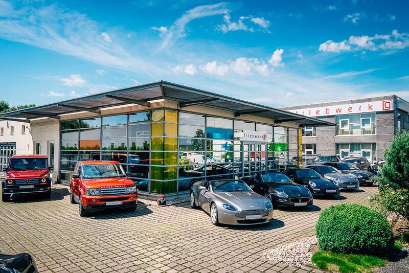 Aston Martin DBX 9.000 km 131.941 &euro; Duisburg 47228