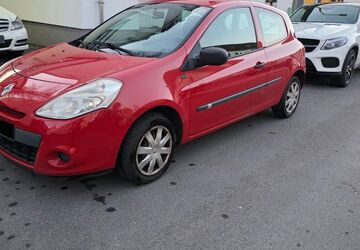 Renault Clio 148.000 km 3.700 &euro; Duisburg 47055