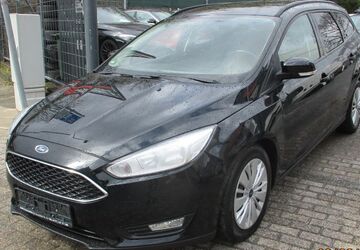 Ford Focus 100.000 km 7.999 &euro; Oberhausen 46149