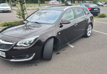 Opel Insignia 172.000 km 5.700 &euro; Bochum 44866