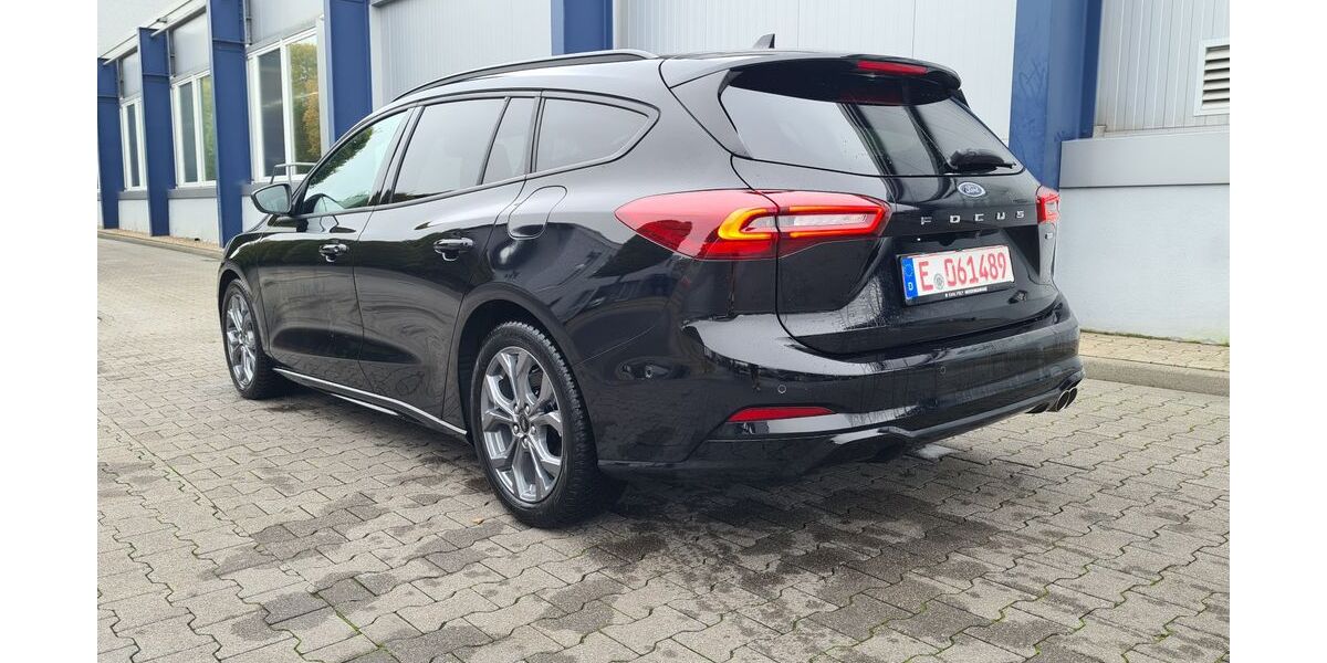 Ford Focus 21.800 km 18.900 &euro; Essen 45276