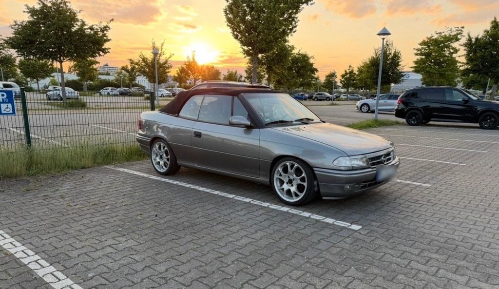 Opel Astra 203.000 km 2.750 &euro; Moers 47441