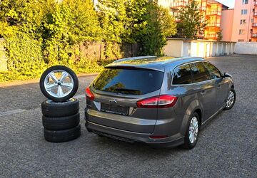 Ford Mondeo 183.100 km 7.390 &euro; Duisburg 47226
