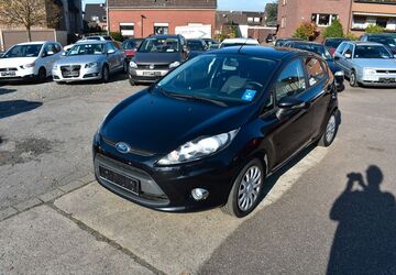 Ford Fiesta 58.700 km 6.480 &euro; Oberhausen 46145