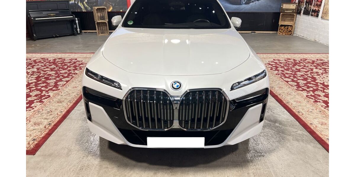 BMW 750 31.850 km 99.550 &euro; Oberhausen 46149
