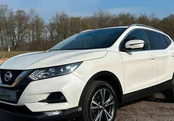 Nissan Qashqai 115.700 km 14.990 &euro; Neukirchen-Vluyn 47506