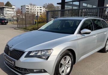 Skoda Superb 236.018 km 9.950 &euro; Bochum 44866